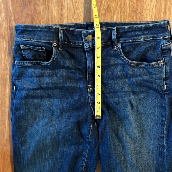 NYDJ Marilyn Straight crop jeans with cuffs - Picture 3 of 6